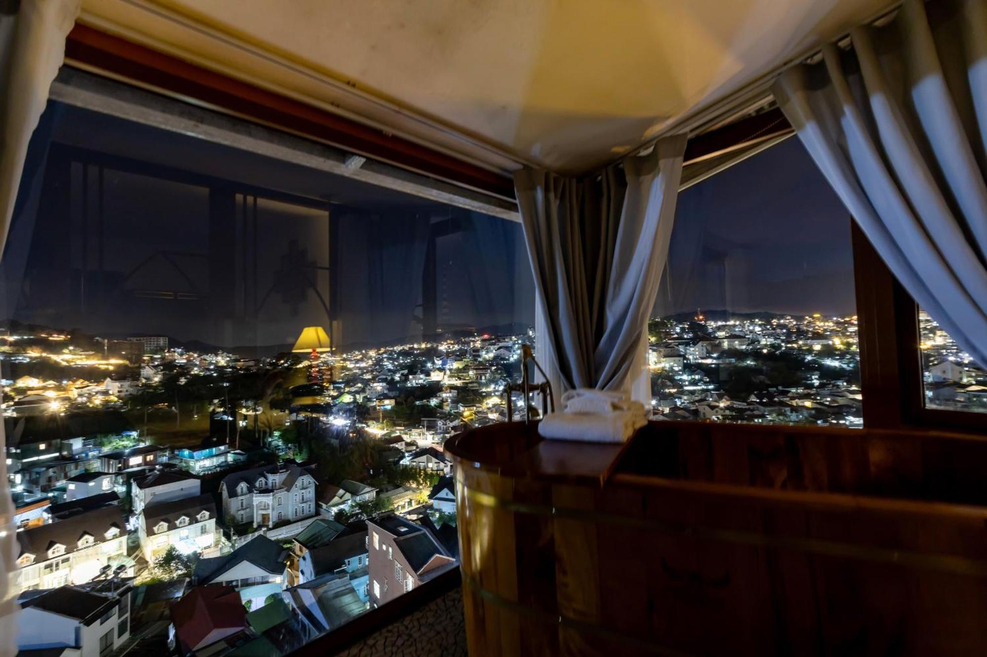 Casanova Dalat Hotel Exterior photo